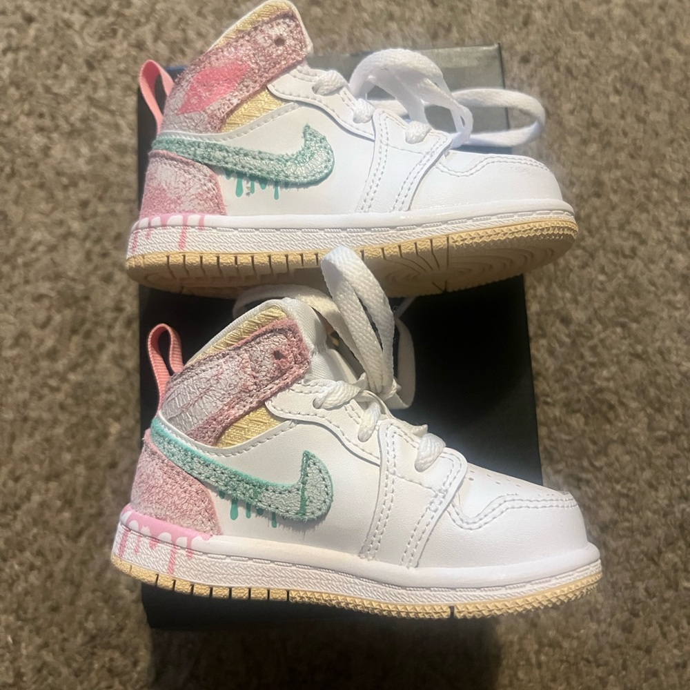 Toddler Jordan 1 Mid SE